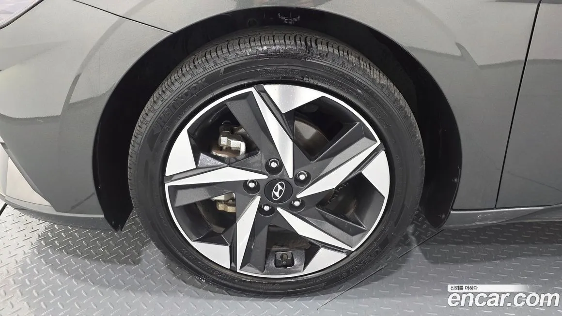 Hyundai AVANTE — фото 9
