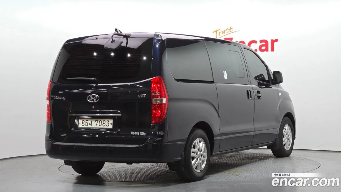 Hyundai Starex — фото 4