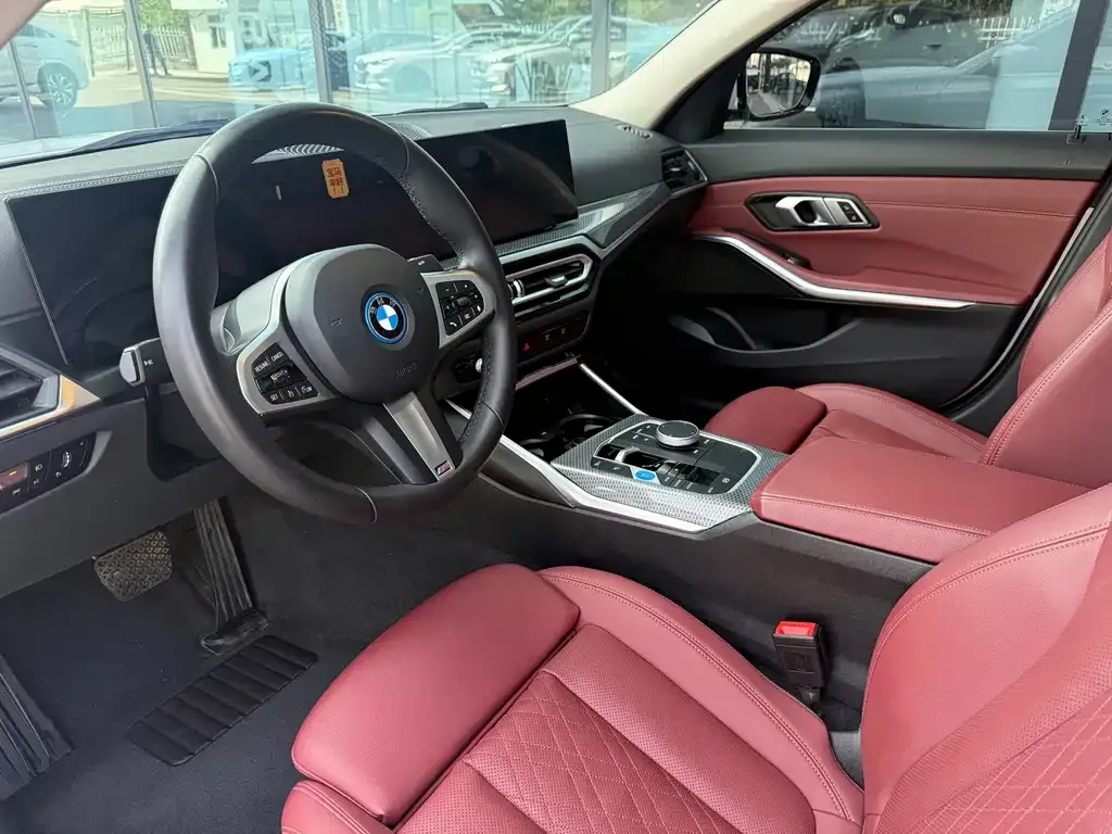 BMW i3 — фото 4