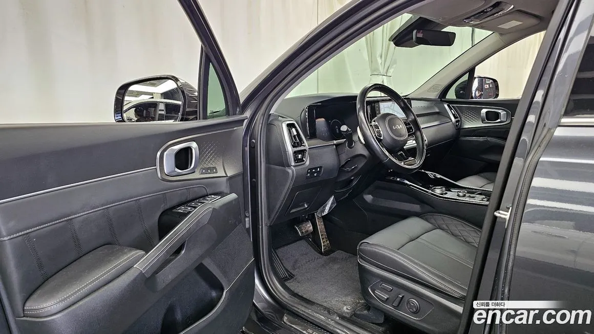 Kia Sorento — фото 7