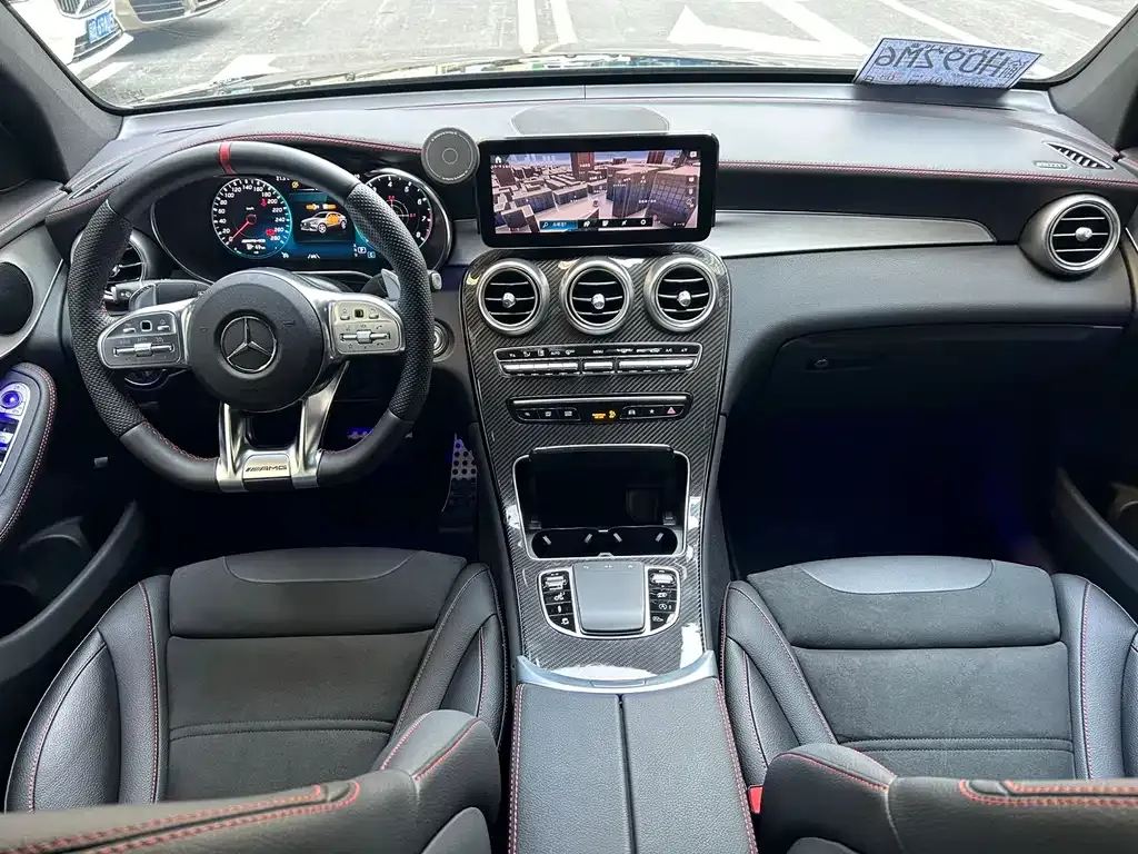 Mercedes-Benz GLC AMG — фото 6