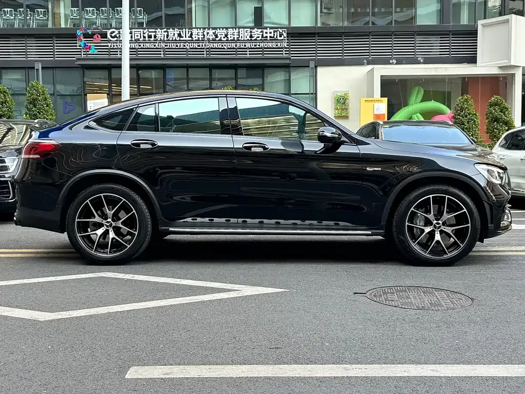 Mercedes-Benz GLC AMG — фото 7