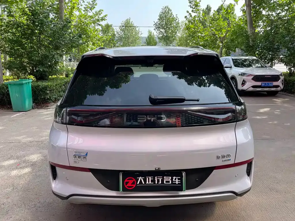 BYD Hiace 05 EV — фото 9