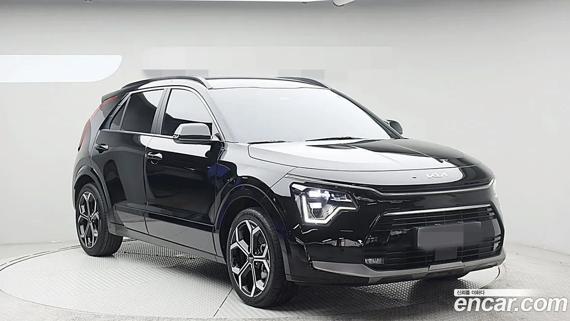Kia Niro — фото 1