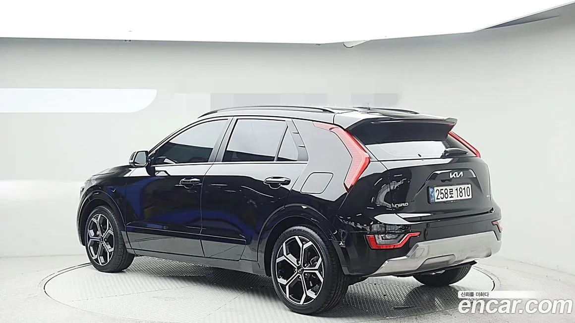 Kia Niro — фото 3
