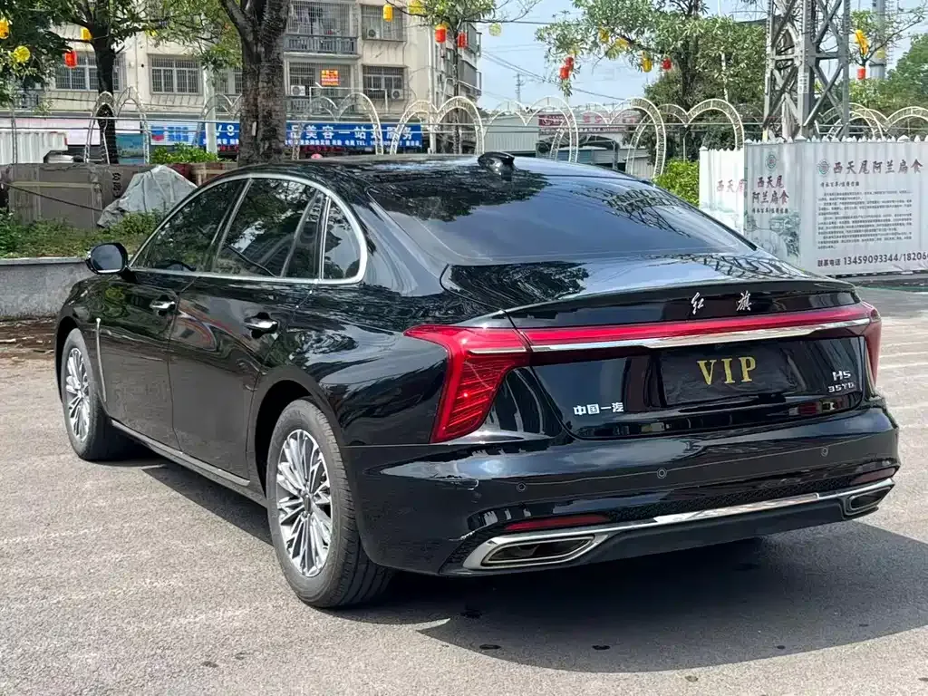Hongqi H5 — фото 5