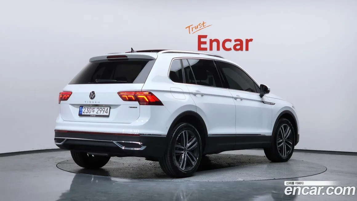 Volkswagen Tiguan — фото 3