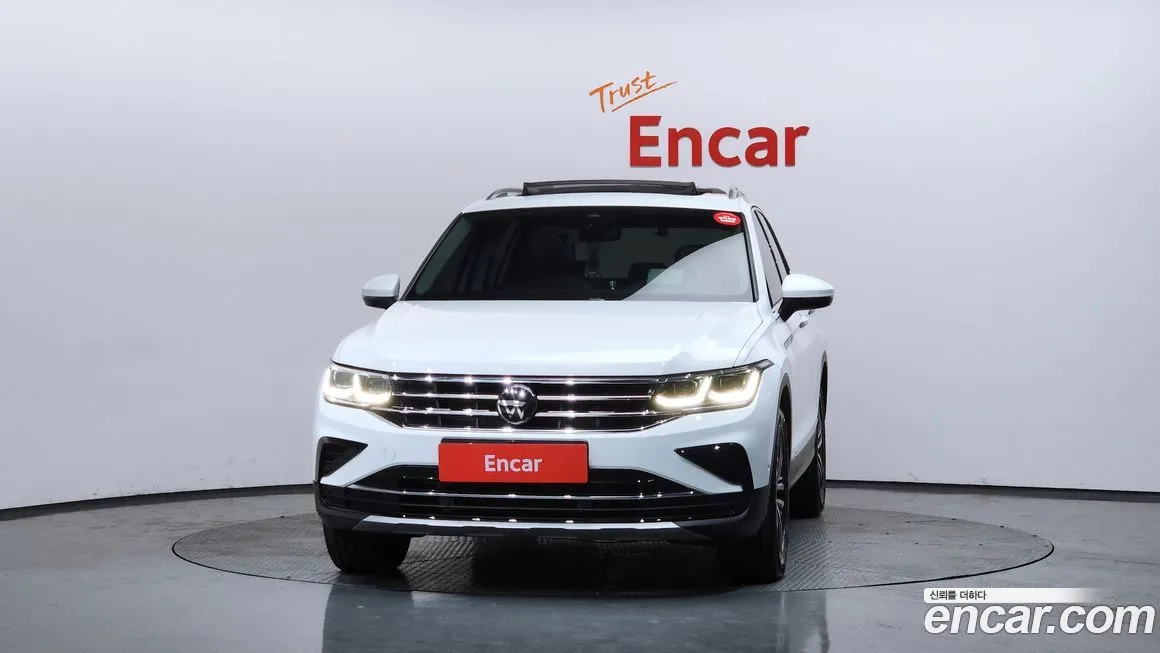 Volkswagen Tiguan — фото 5