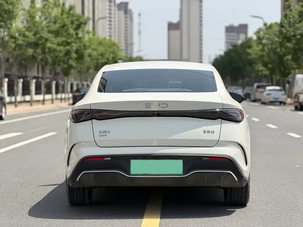 BYD Seal 06 — фото 8