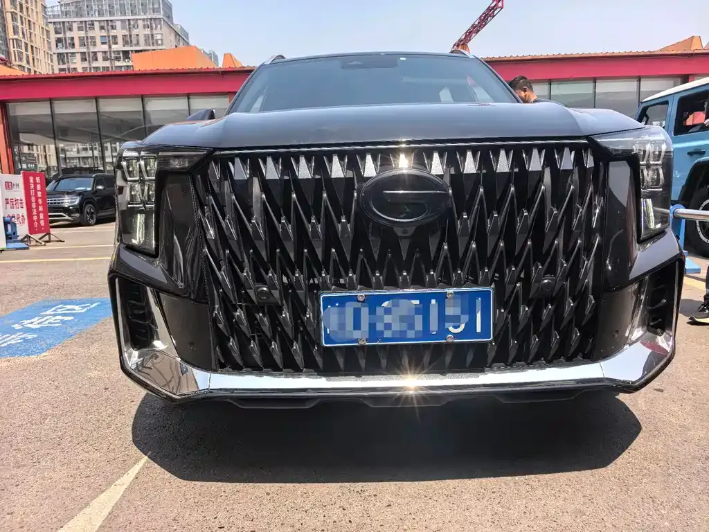 GAC Motor Trumpchi GS8 — фото 1