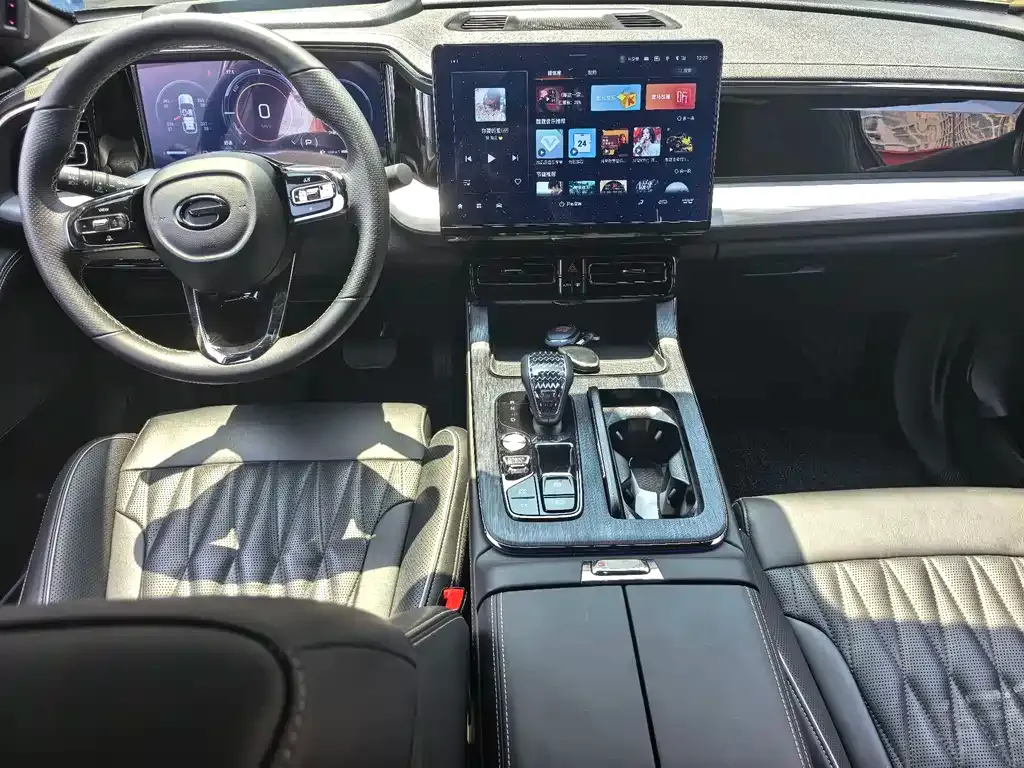 GAC Motor Trumpchi GS8 — фото 8