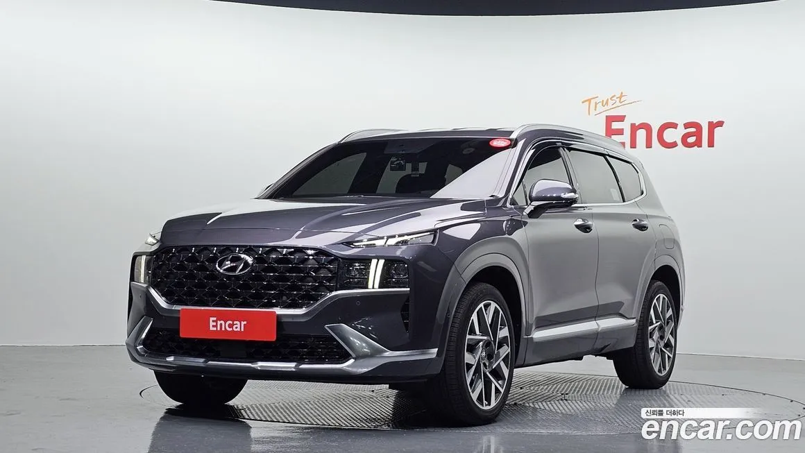 Hyundai Santafe — фото 1