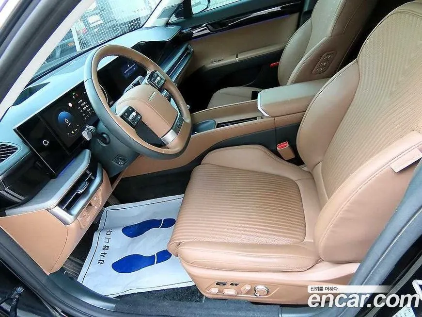 Hyundai Grandeur — фото 1