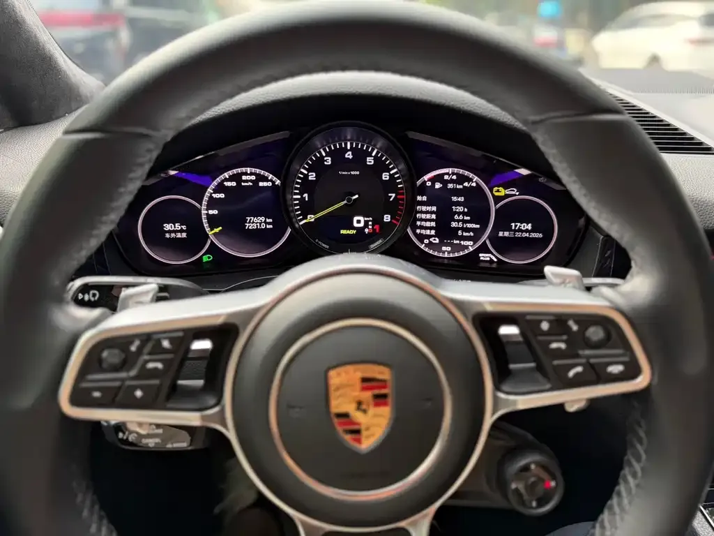Porsche Cayenne Hybrid — фото 3