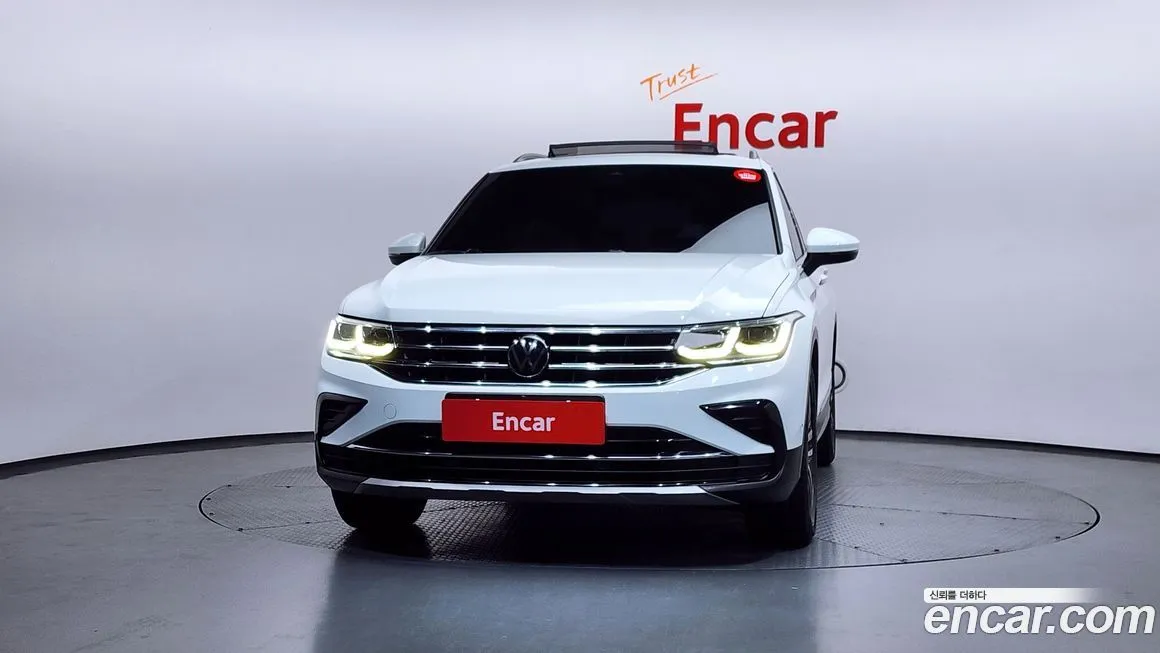 Volkswagen Tiguan — фото 2