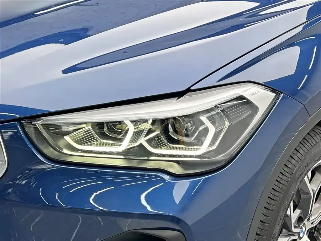 BMW X1 — фото 10