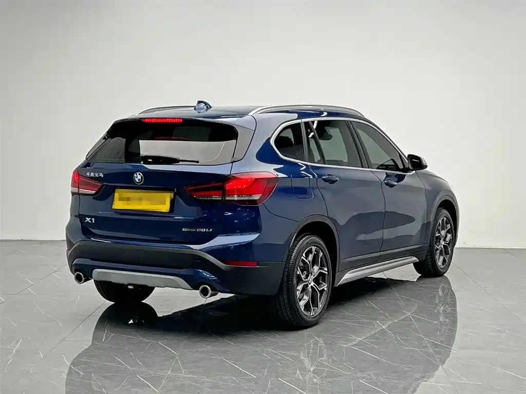 BMW X1 — фото 2