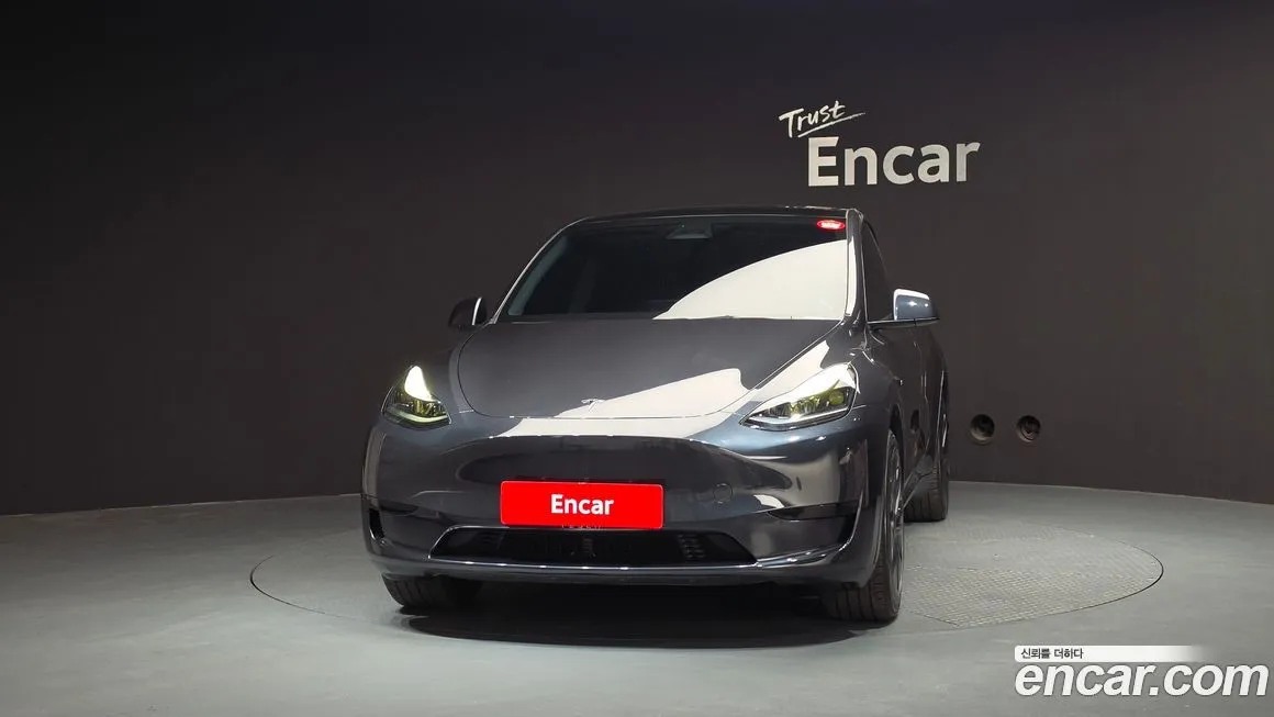 Tesla Model Y — фото 7