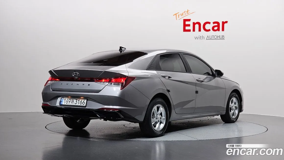 Hyundai AVANTE — фото 4