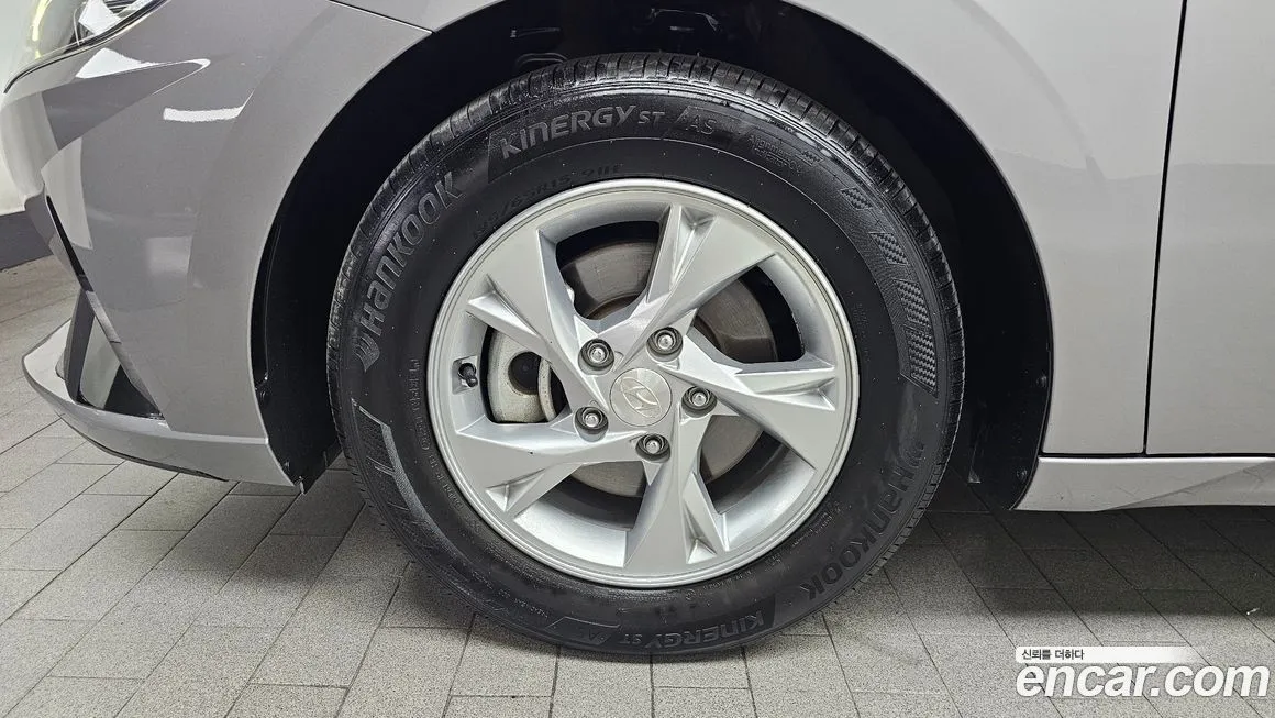 Hyundai AVANTE — фото 7