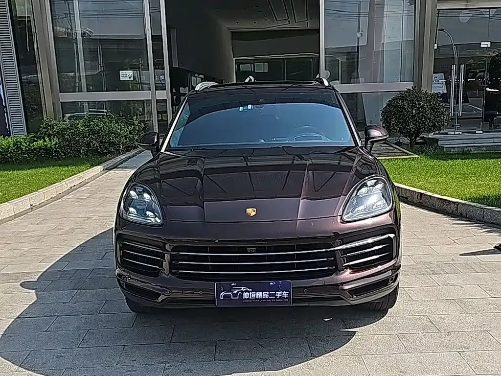 Porsche Cayenne — фото 4