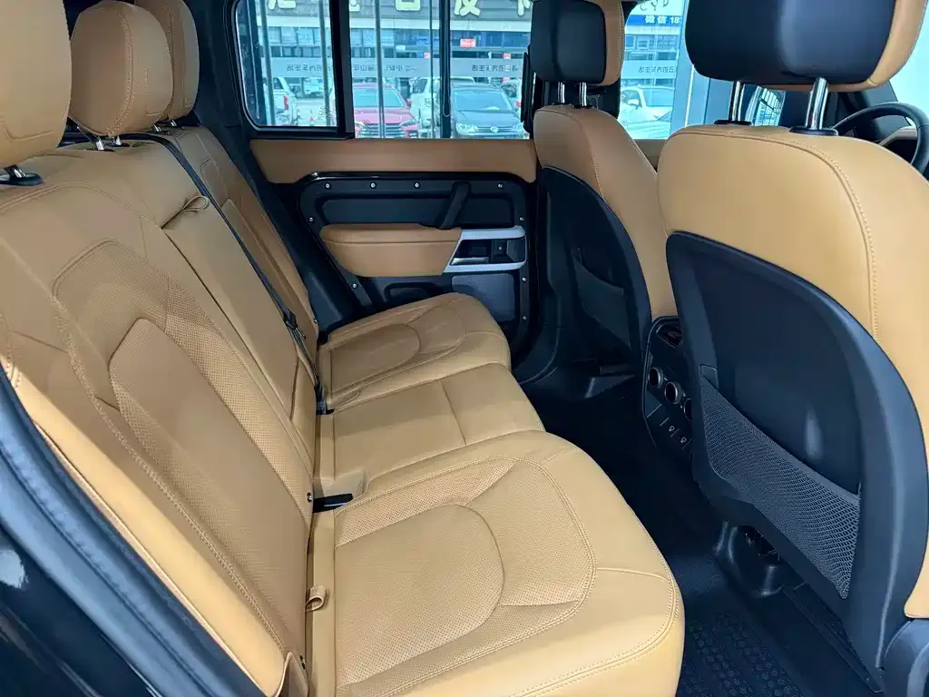 Land Rover Defender — фото 4