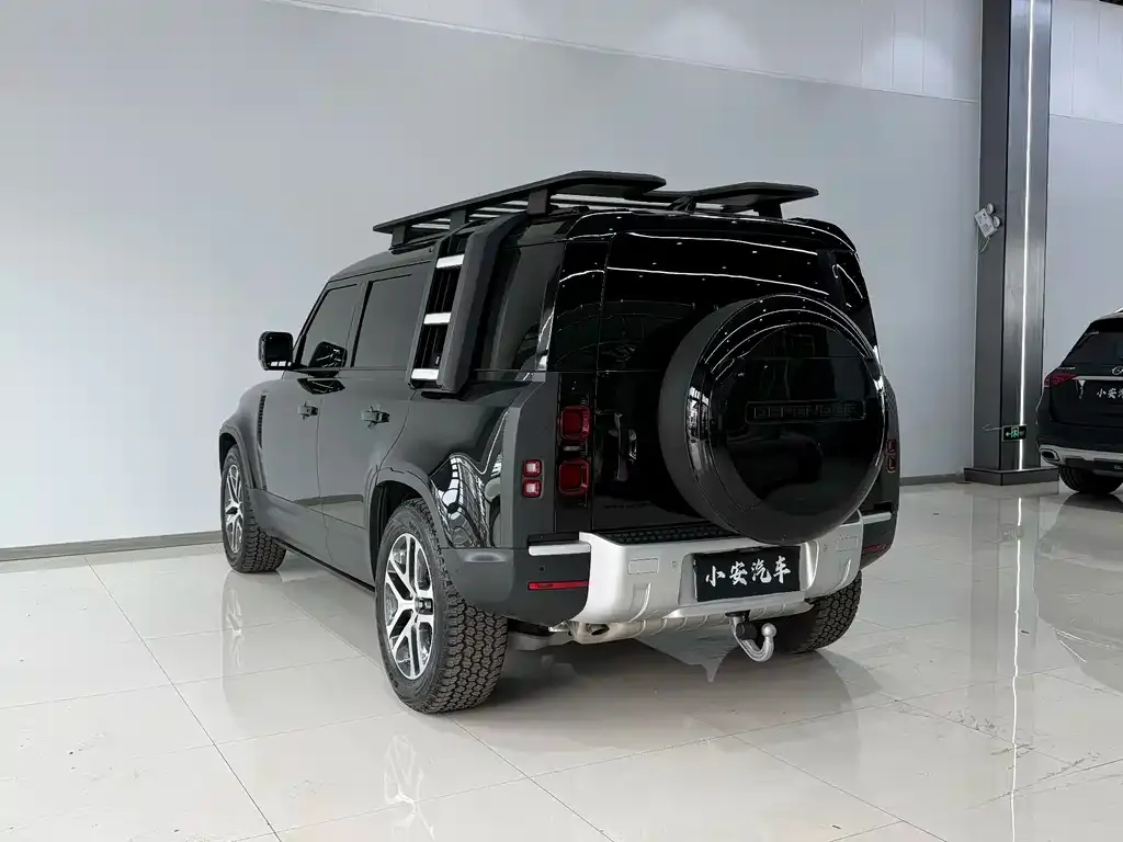Land Rover Defender — фото 6