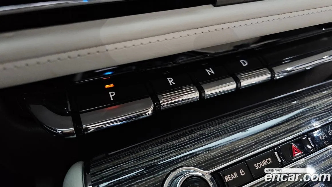 Lincoln Aviator — фото 10