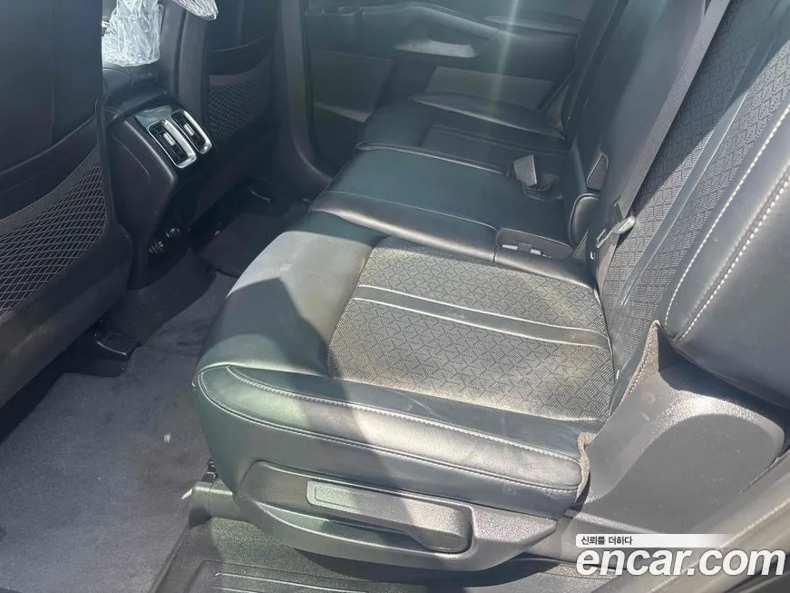 Kia Sorento — фото 4