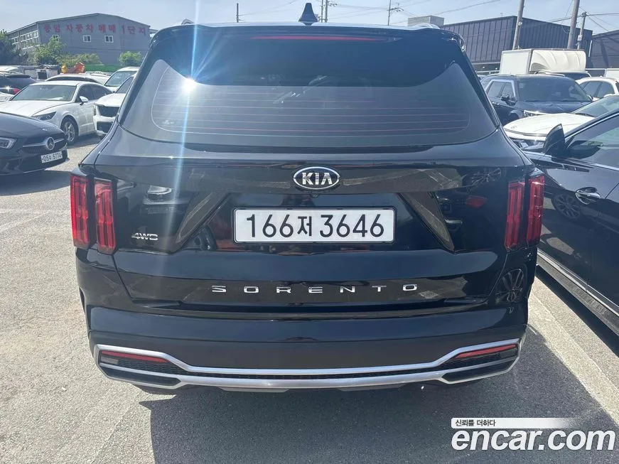 Kia Sorento — фото 9