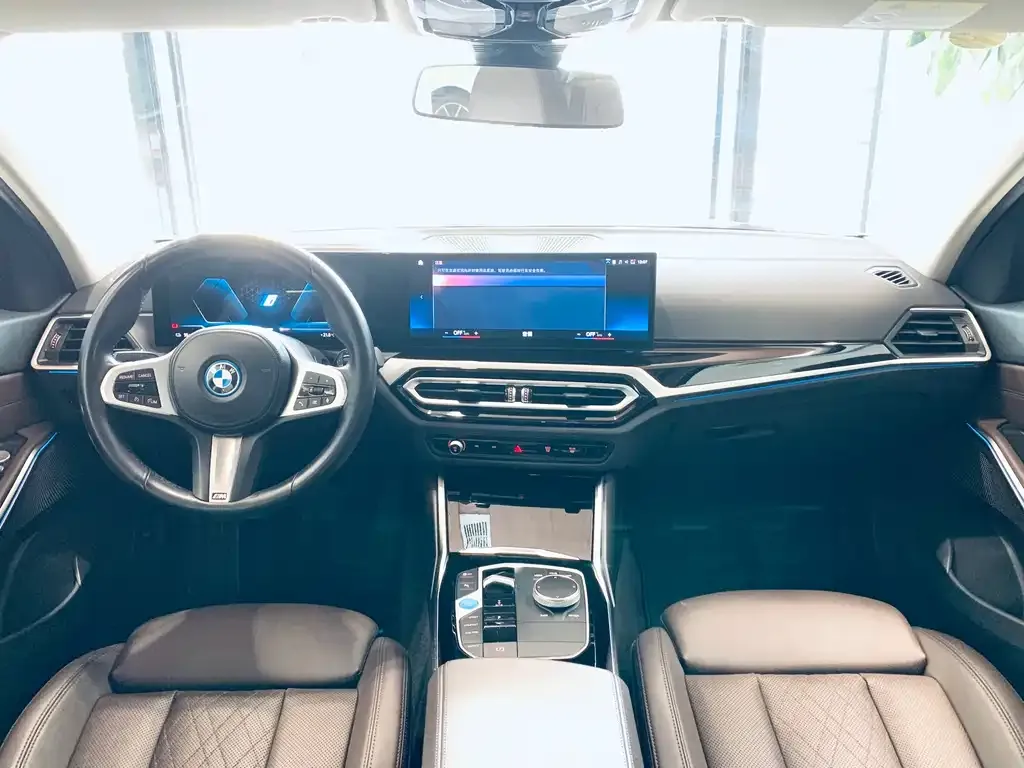 BMW i3 — фото 5