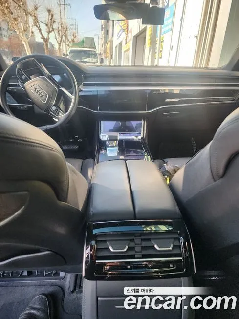 Audi A8 — фото 4