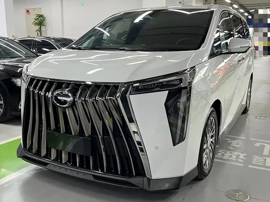 GAC Motor Trumpchi M8 — фото 1
