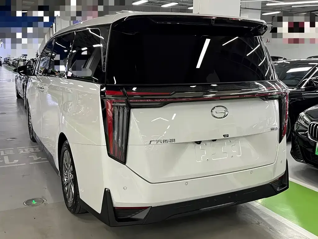 GAC Motor Trumpchi M8 — фото 10