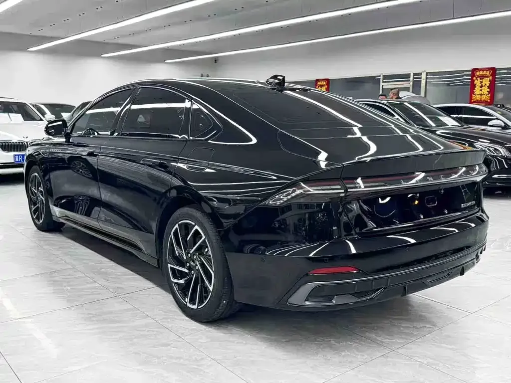 Lincoln Z — фото 4