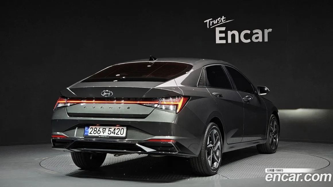 Hyundai AVANTE — фото 4