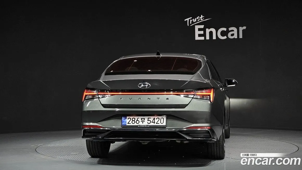 Hyundai AVANTE — фото 2