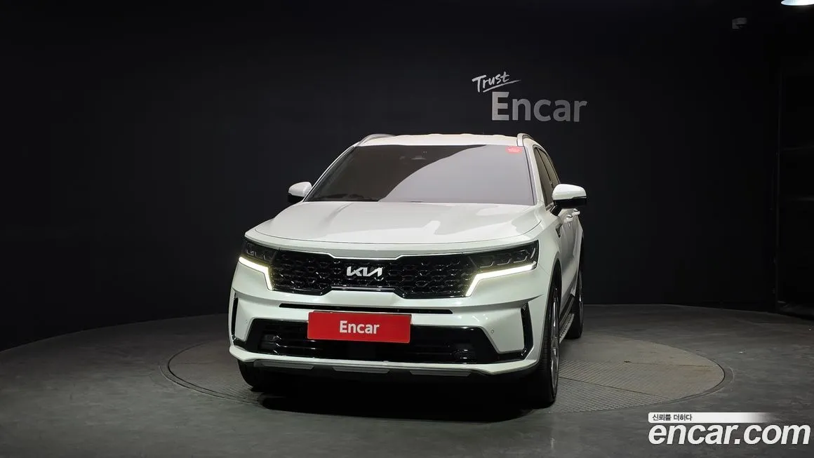 Kia Sorento — фото 10