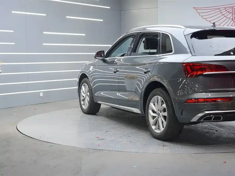 Audi Q5L — фото 4