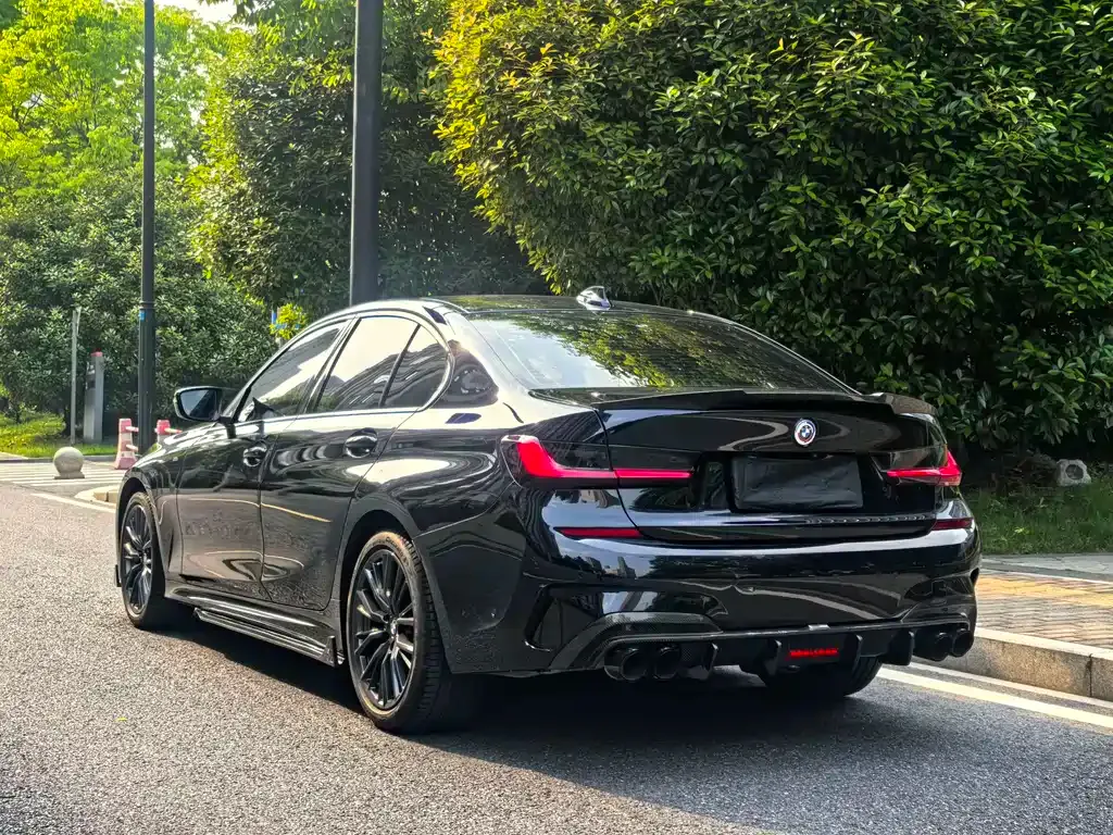 BMW 3 Series — фото 10