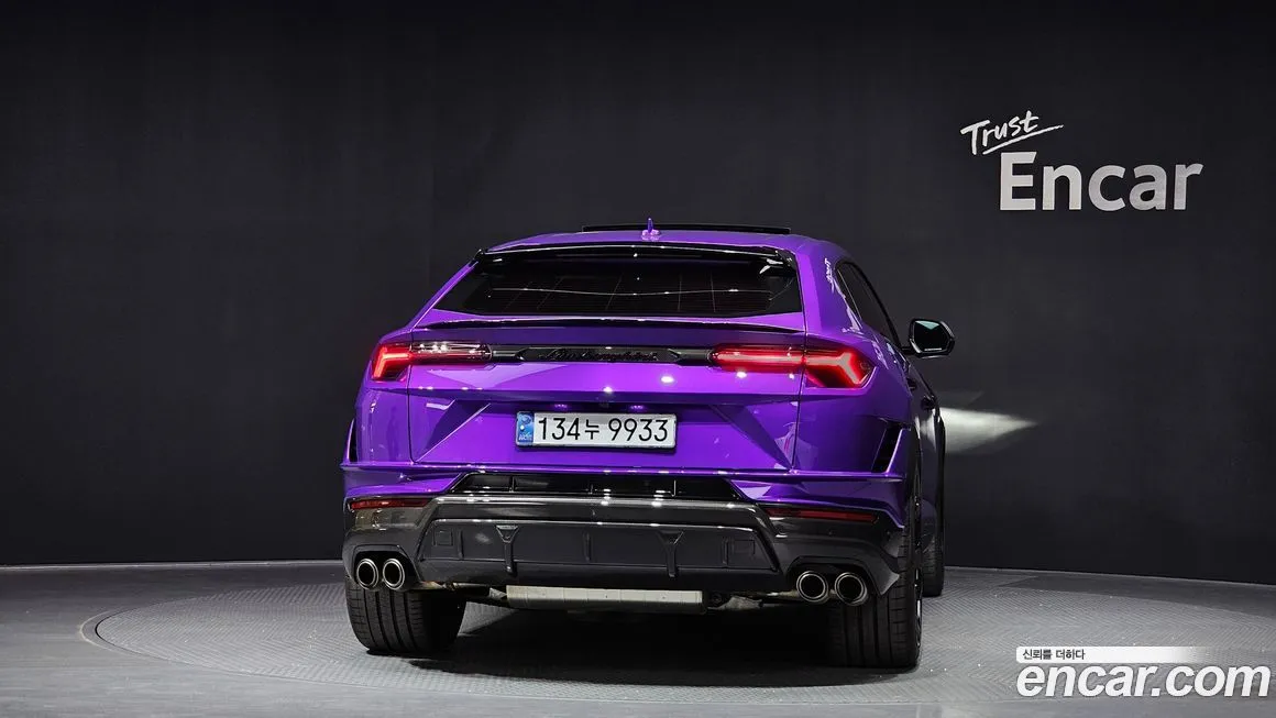 Lamborghini Urus — фото 3
