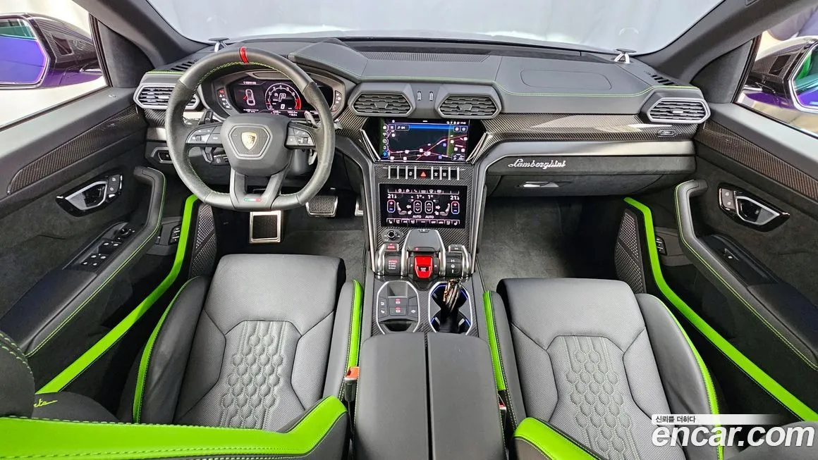 Lamborghini Urus — фото 8