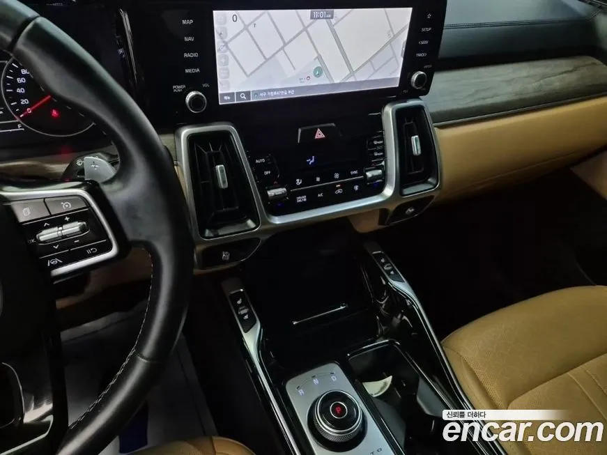 Kia Sorento — фото 4