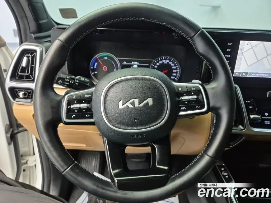 Kia Sorento — фото 10
