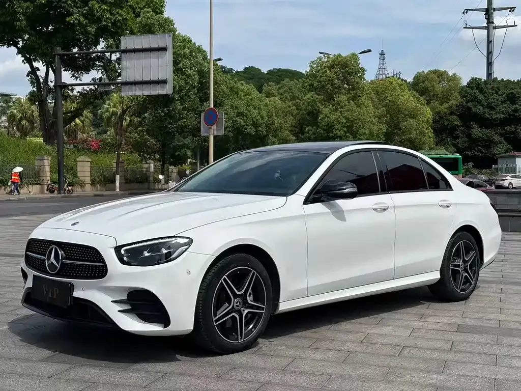 Mercedes-Benz E-Class (Import) — фото 1