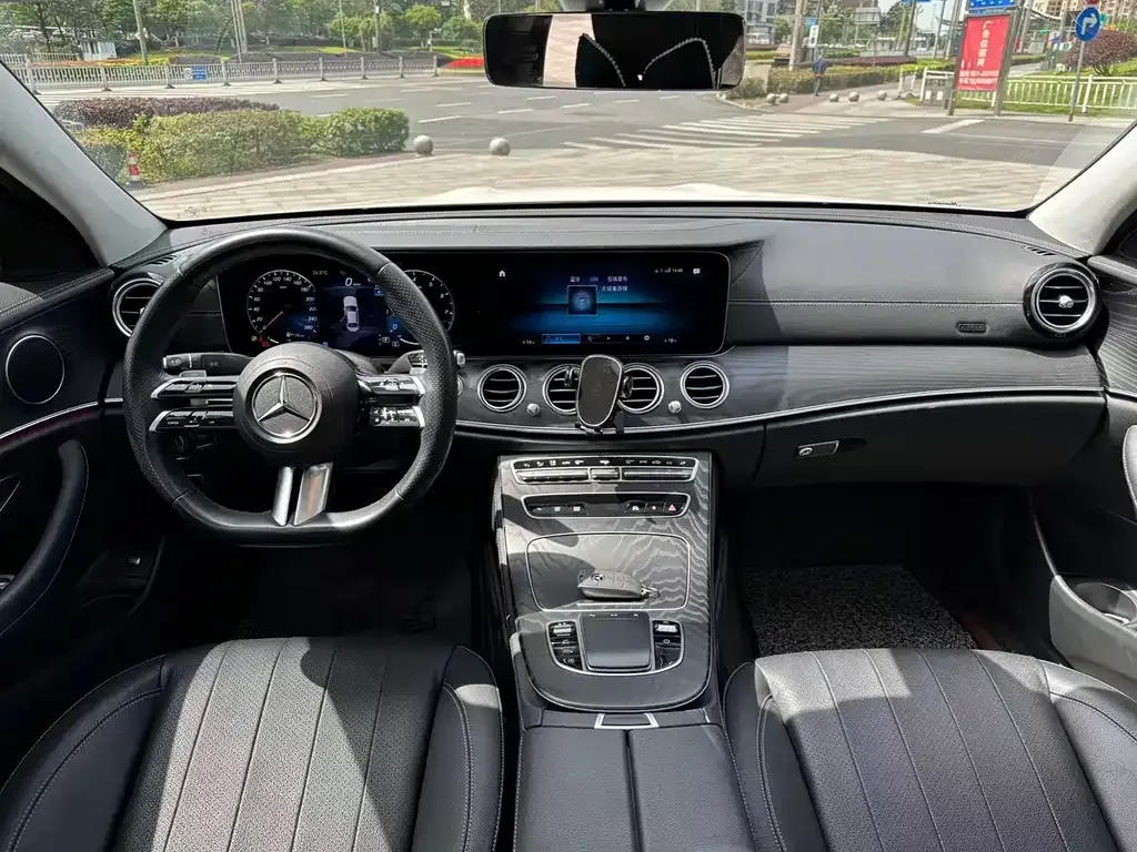 Mercedes-Benz E-Class (Import) — фото 5