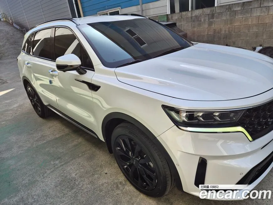 Kia Sorento — фото 8