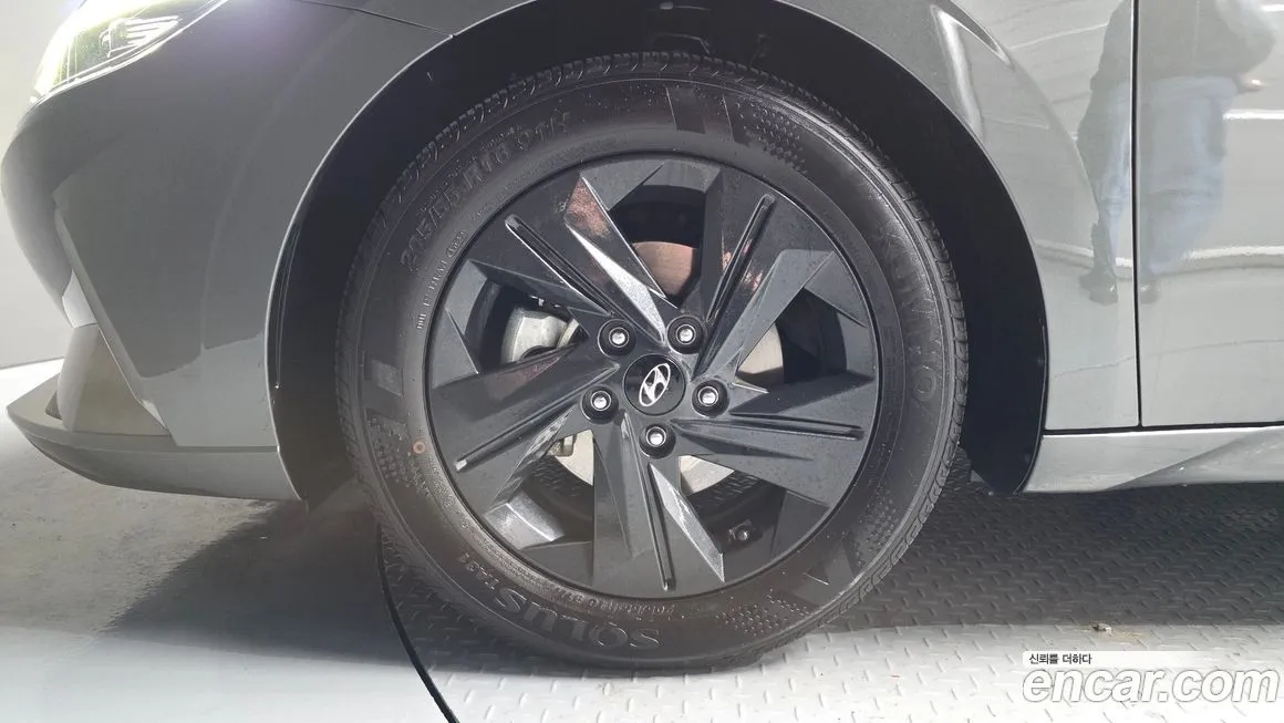 Hyundai AVANTE — фото 4