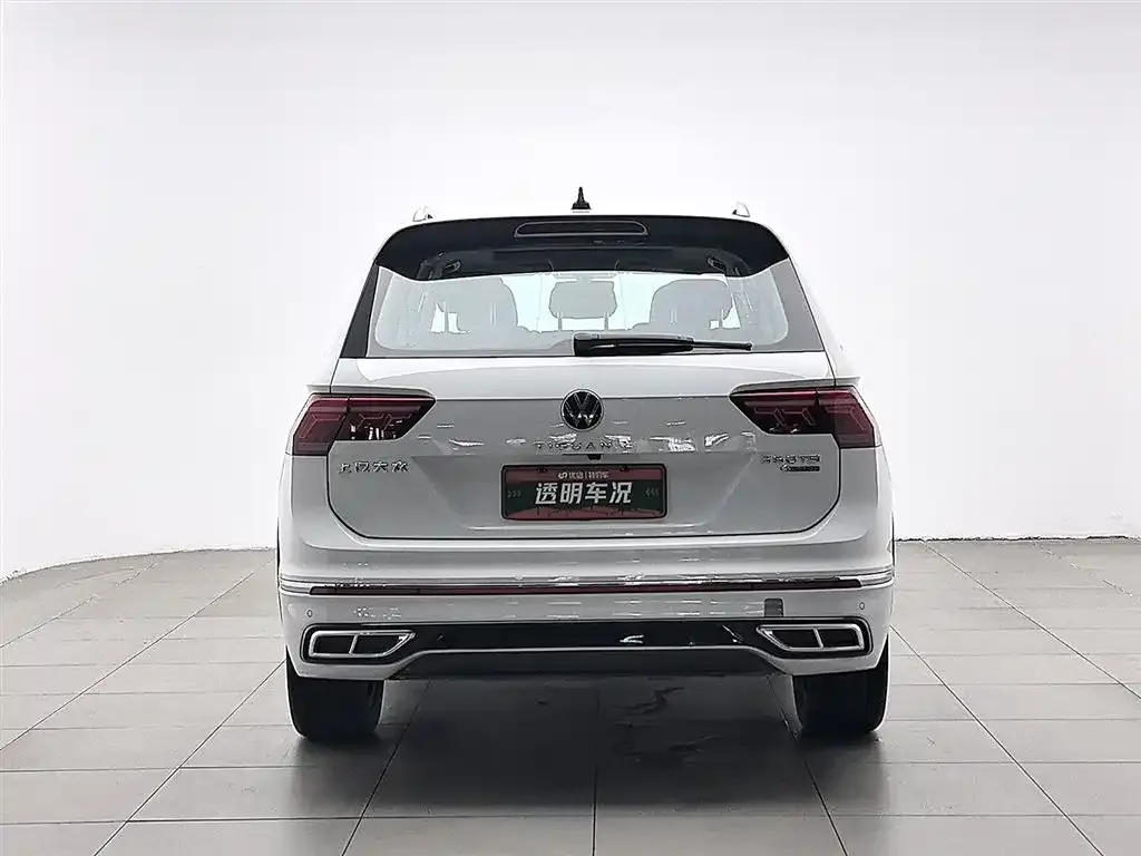 Volkswagen Tiguan L — фото 4
