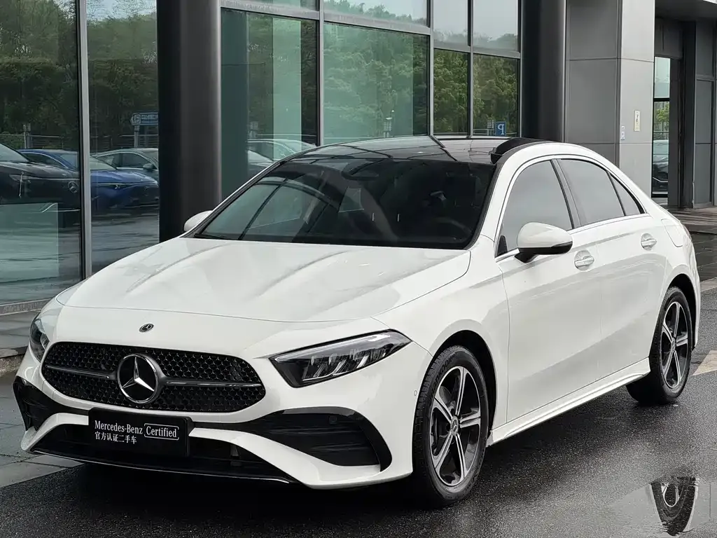 Mercedes-Benz A-Class — фото 1